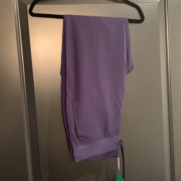 Mandala Cargo Scrub joggers - Picture 5 of 7